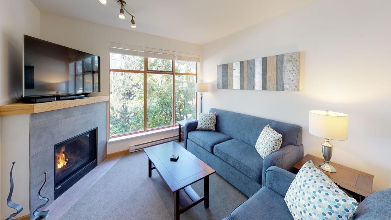 Stoney Creek Northstar By Whistler Premier Apartment Exterior photo