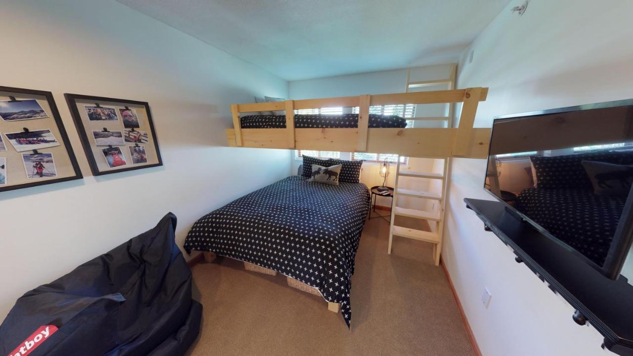 Stoney Creek Northstar By Whistler Premier Apartment Exterior photo